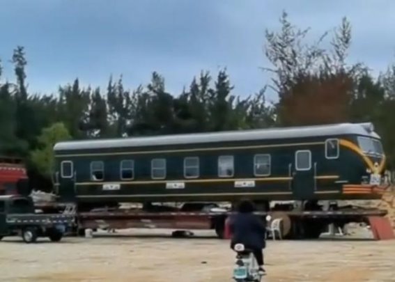 打破常规，携火车厢自驾游：一次跨越千里的独特旅程