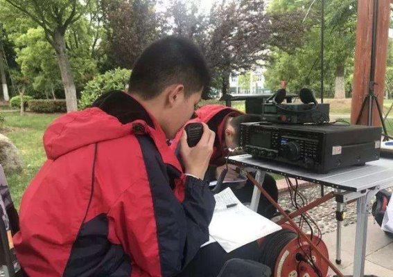 电波中的温暖与奇遇