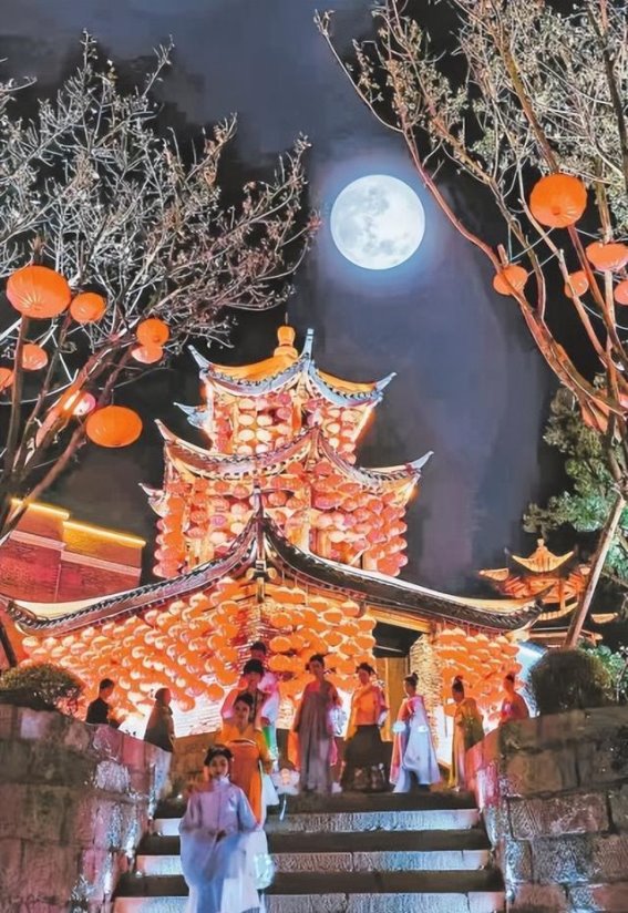 凉山中秋消费市场火热，活力四射